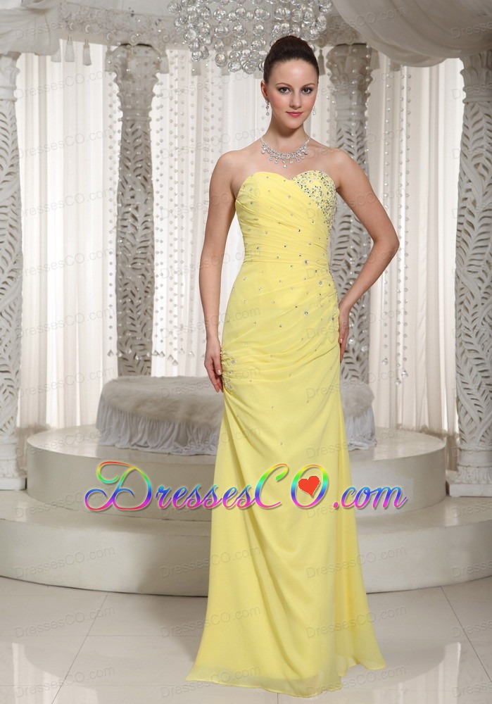 Chiffon Yellow Prom Dress For Graduation With Ruched Beading Decorate