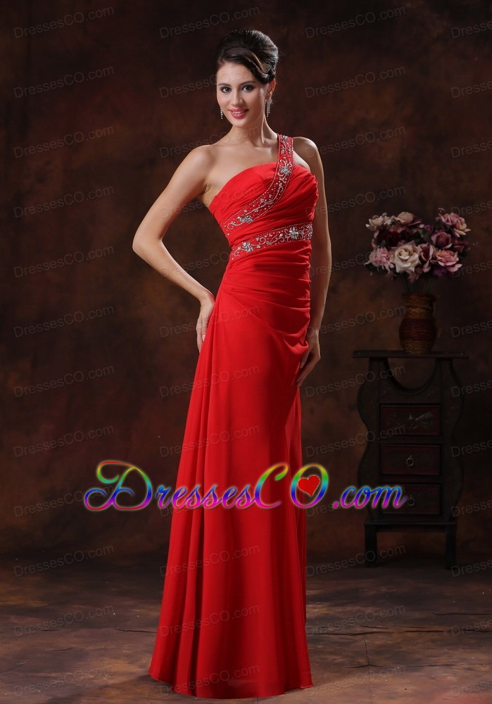 One Shoulder Red Chiffon Prom Dress With Beaded Decorate