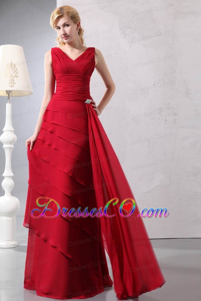 Perfect Wine Red Column V-neck Ruching Prom Dress Long Chiffon