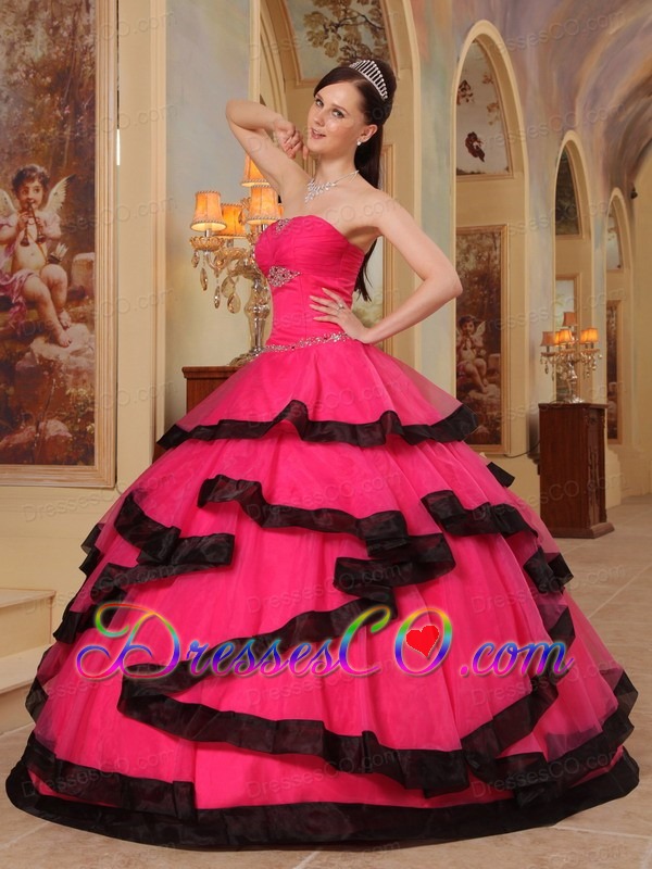 Red Ball Gown Strapless Long Organza Appliques Quinceanera Dress
