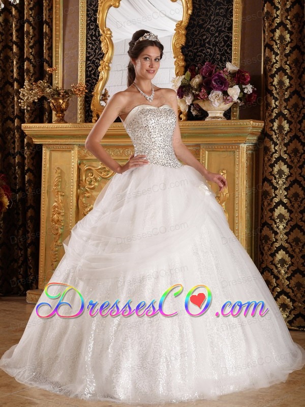 Popular Ball Gown Long Organza And Sequined Quinceanera Dress