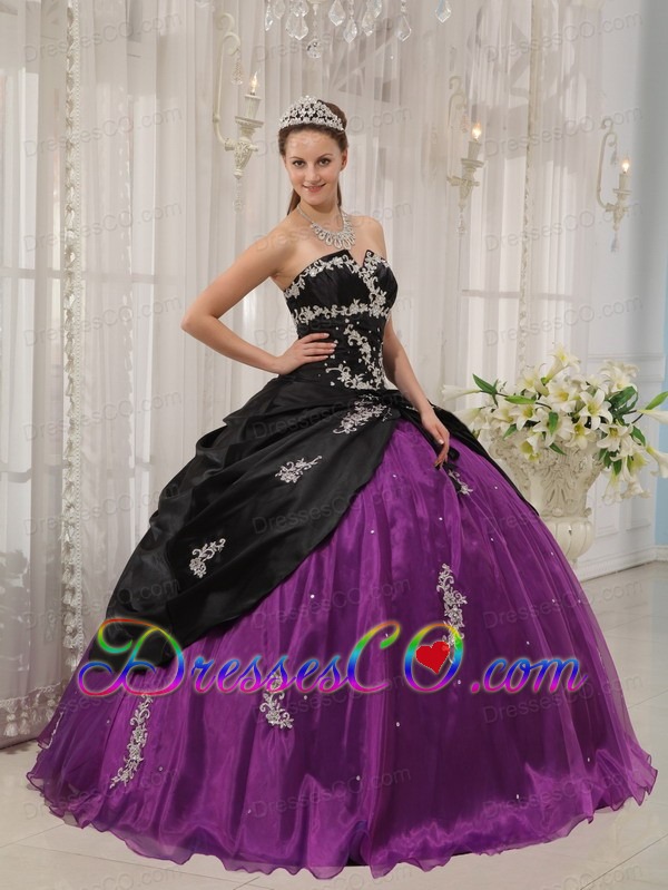 Black And Purple Ball Gown Strapless Long Taffeta And Organza Apppliques Quinceanera Dress