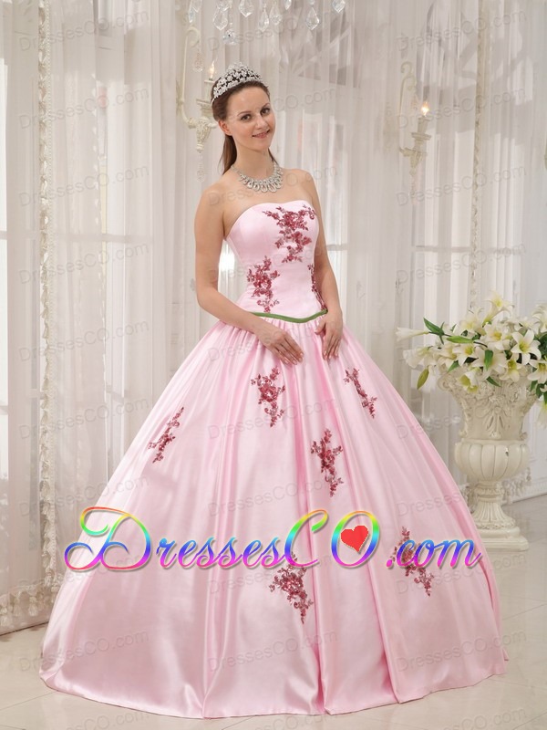 Pink Ball Gown Strapless Long Taffeta Appliques Quinceanera Dress