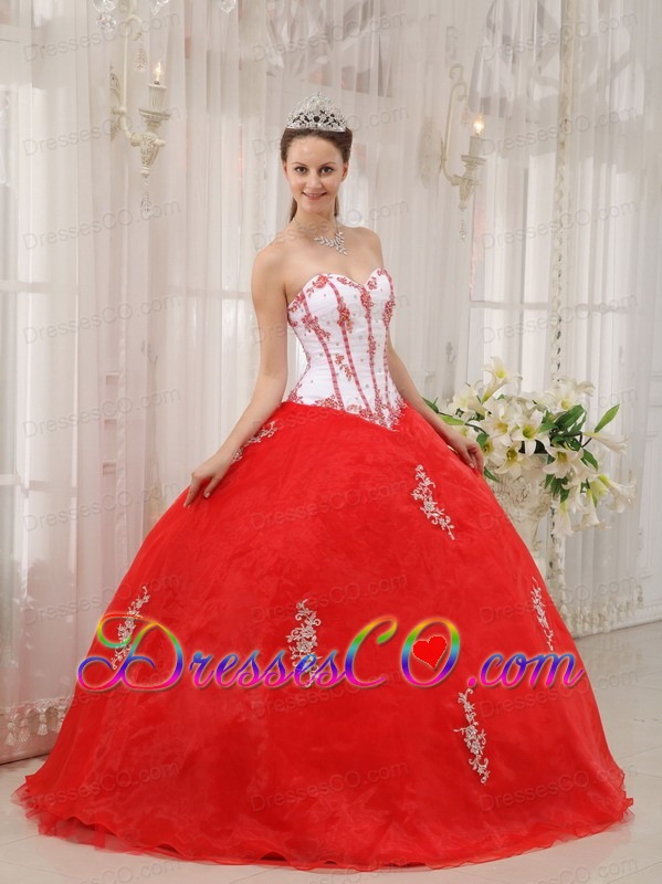 White And Red Ball Gown Long Taffeta And Organza Appliques Quinceanera Dress