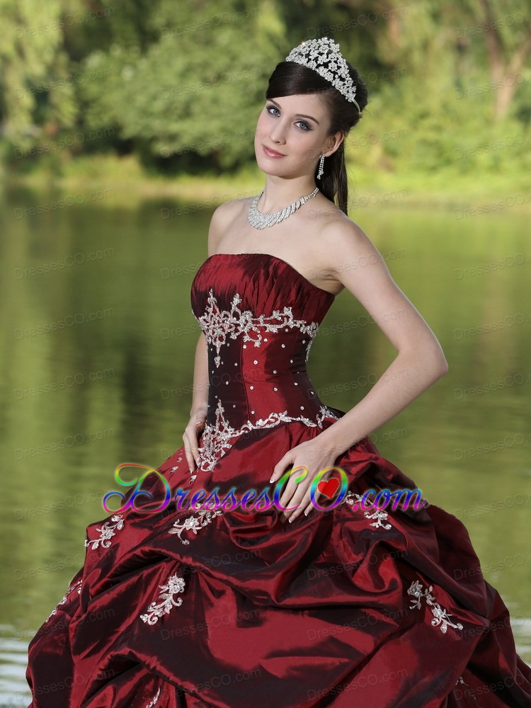 Custom Made Wine Red Quinceanera Dress Party Wear Embroidery Decorate