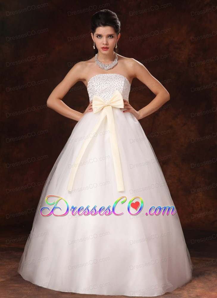White Bowknot A-Line Stylish Wedding Dress For Custom Made