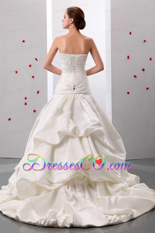 Fashionable A-line Strapless Appliques  Wedding Gowns With Lace and Taffeta In 2013