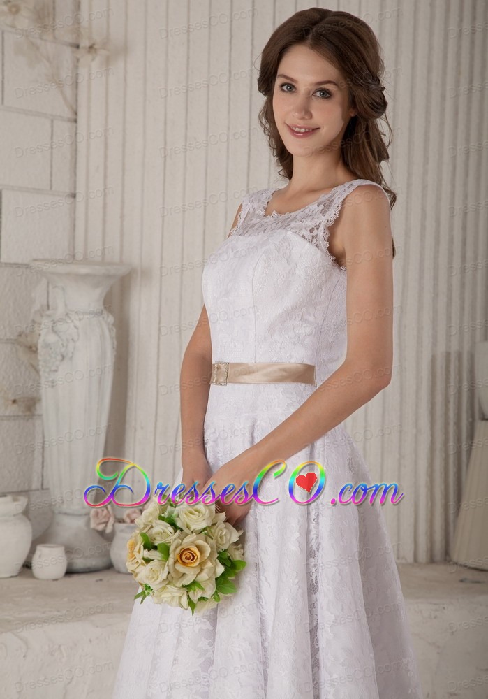 Elegant A-line / Princess Scoop Tea-length Lace Belt Wedding Dress