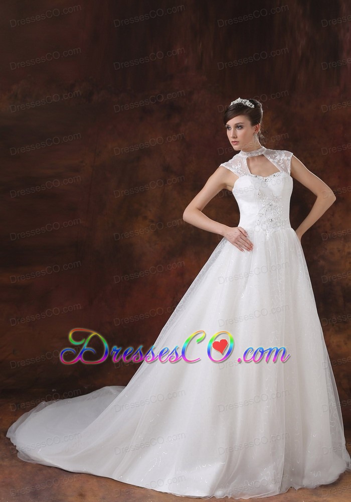 High Neckline White Organza Appliques Decorate Wedding Dress