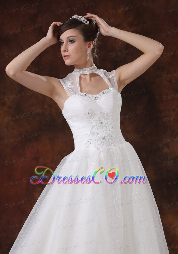 High Neckline White Organza Appliques Decorate Wedding Dress