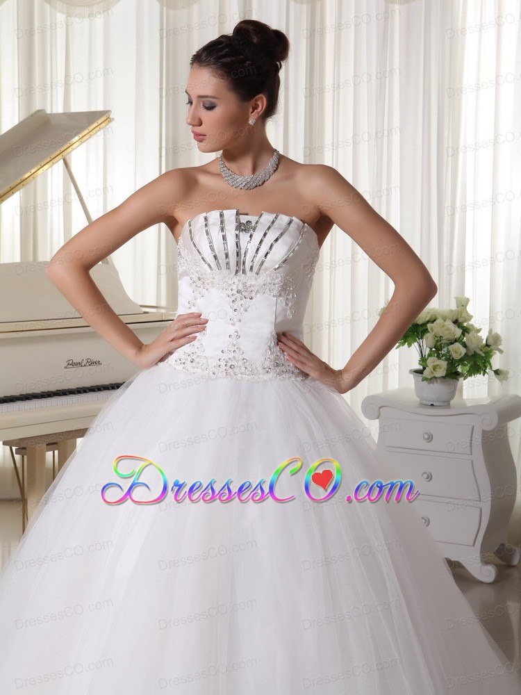 Satin and Tulle Strapless Beaded Decorate Up Bodice Bridal Gown With Bowknot Back Sweep Train