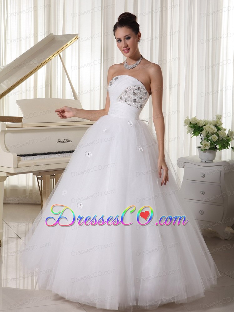 Tulle Beaded Bust and Hand Made Flowers Wedding Dress With A-line Strapless