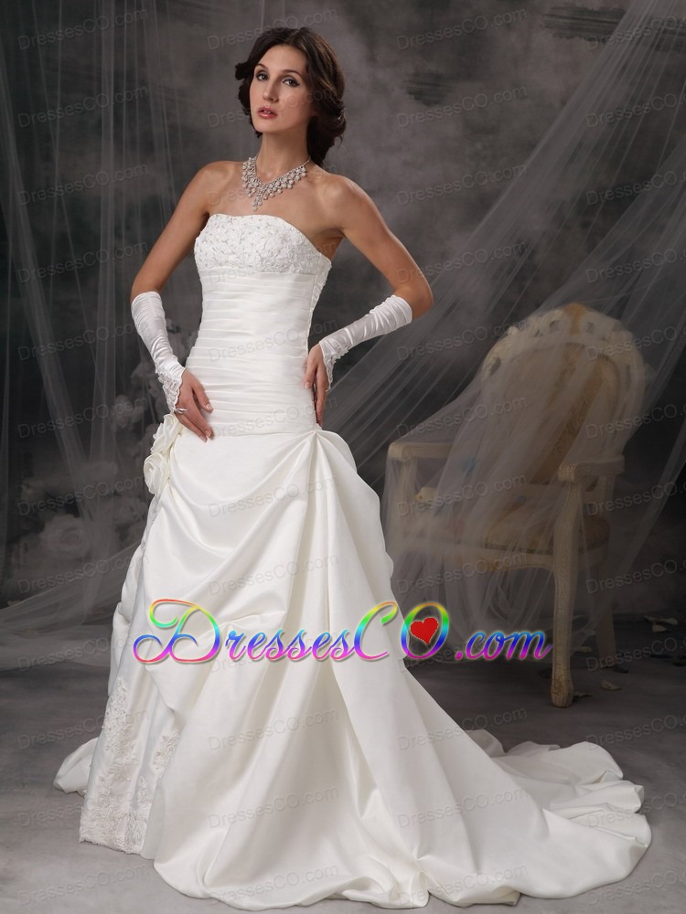 Beautiful A-Line / Princess Strapless Court Train Satin Appliques Wedding Dress