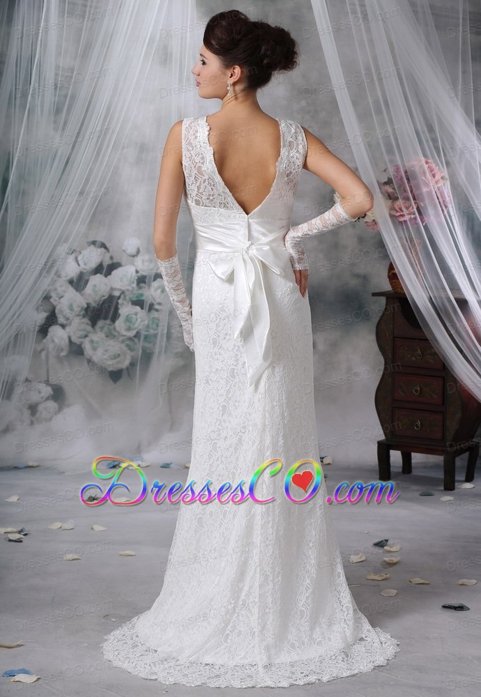 V-neck Lace Decorate Bodice Sash Bow Brush Train Wedding Dress For 2013