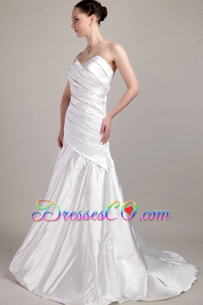 Romantic A-line / Princess Brush Taffeta Wedding Dress