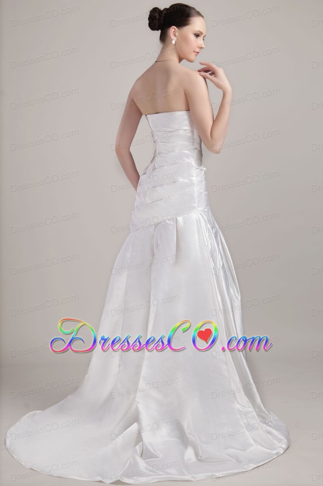 Romantic A-line / Princess Brush Taffeta Wedding Dress