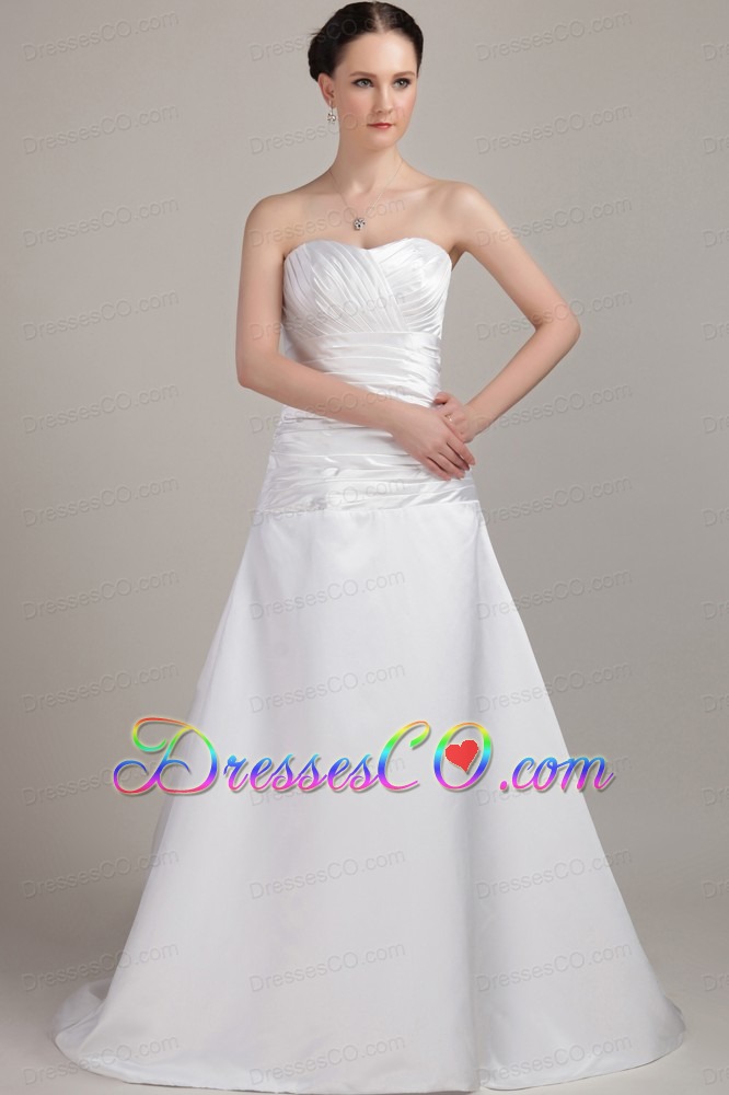 Romantic A-Line/Princess Brush/Sweep Taffeta Wedding Dress