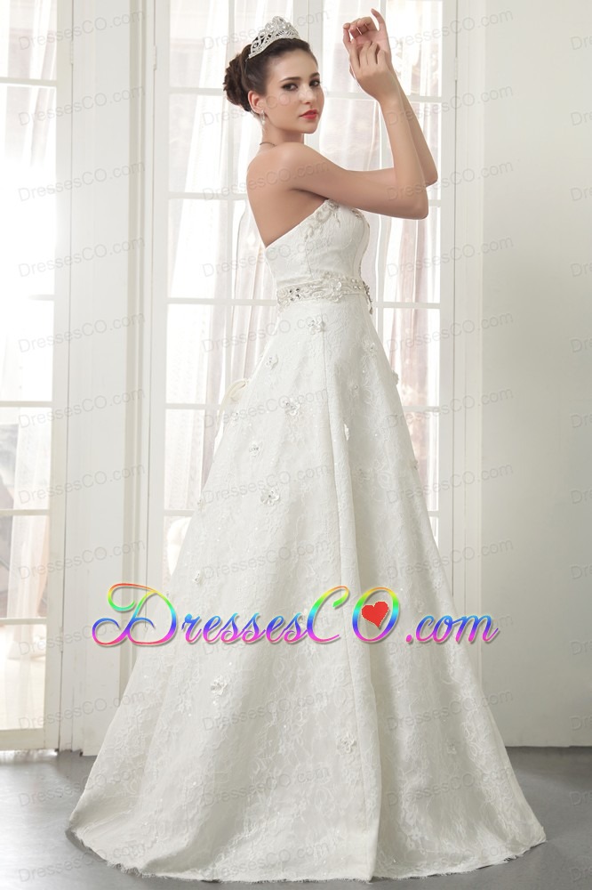 Beautiful A-line / Princess Strapless Long Lace Beading Wedding Dress