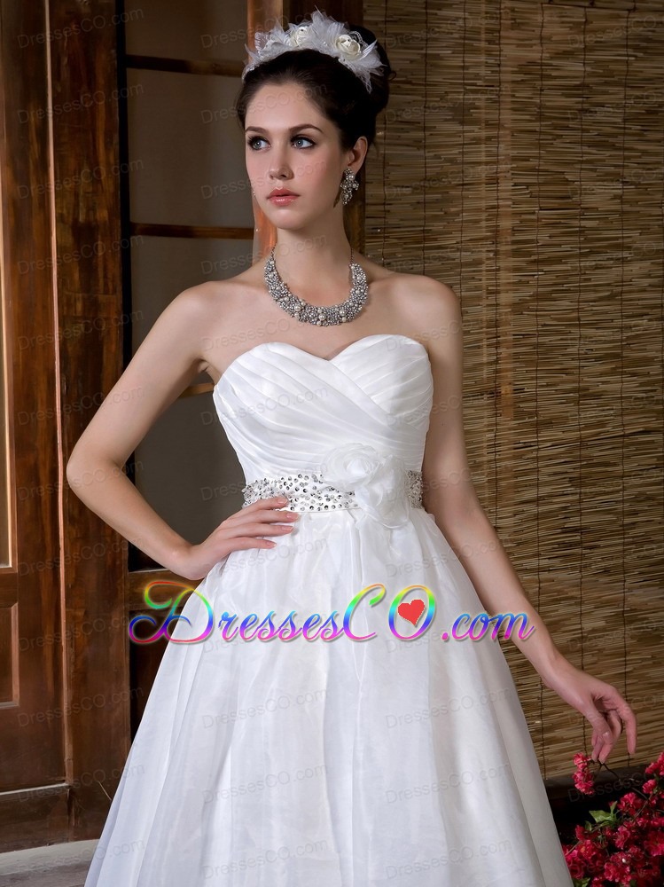 Beautiful A-line Taffeta and Organza Beading and Rcuhed Wedding Dress