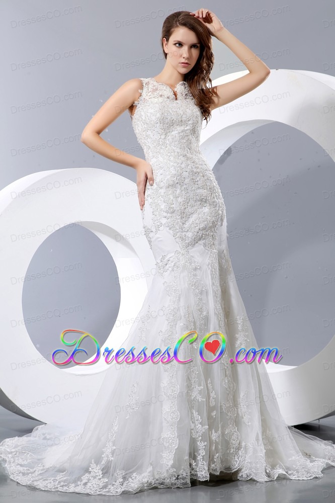 Luxurious Mermaid V-neck Court Train Taffeta and Lace Wedding Dress