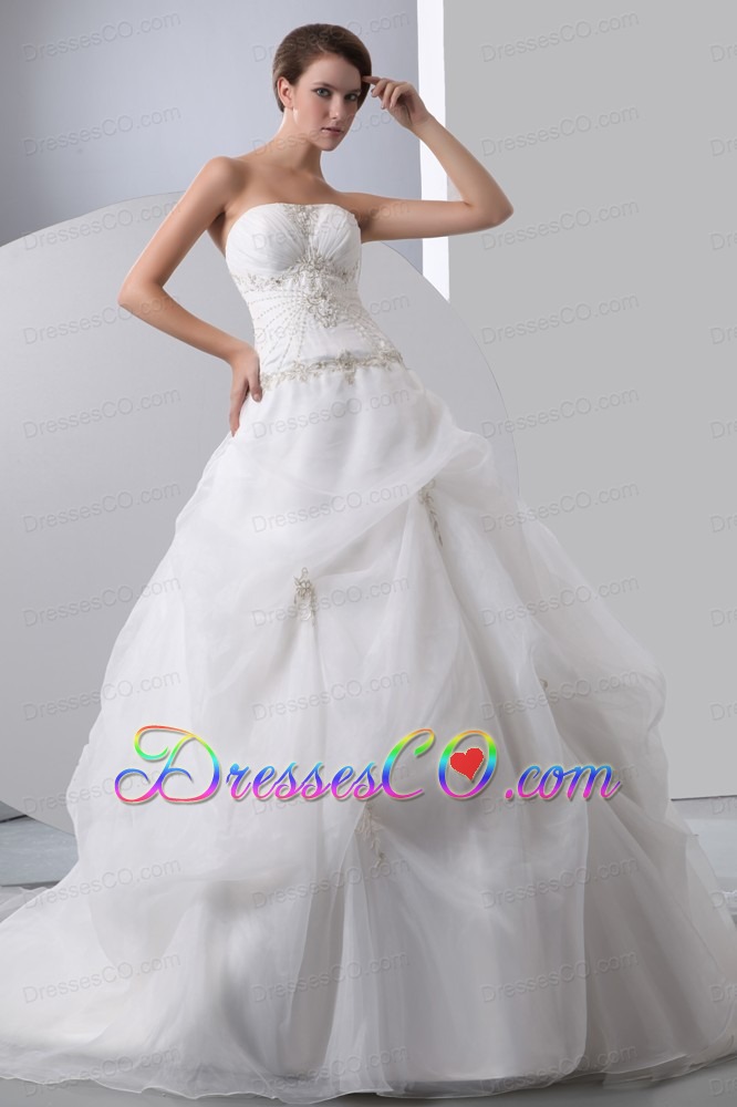 Popular A-line Strapless Taffeta and Organza Appliques With Beading Wedding Dress