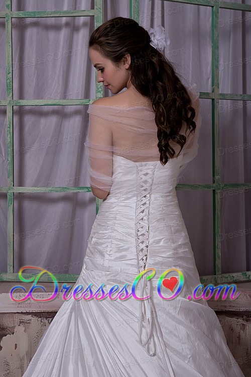 Gorgeous A-line Strapless Court Train Taffeta Appliques Wedding Dress