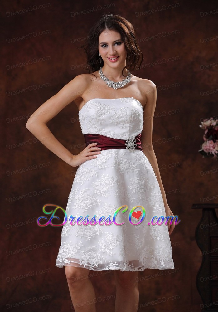 Lace Over Shirt Elegant Short Wedding Dress With Wine Red Belt
