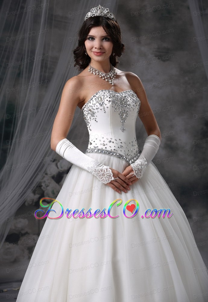 Beaded Decorate Bodice Ball Gown Wedding Dress For Tulle Long