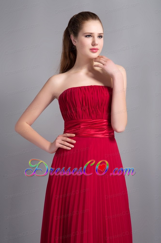 Popular Wine Red Strapless Pleat Bridesmaid Dress Long