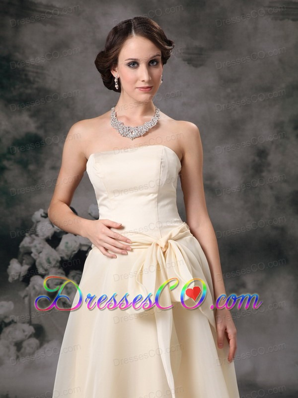 Light Yellow Empire Strapless Long Chiffon Sashes Prom / Evening Dress