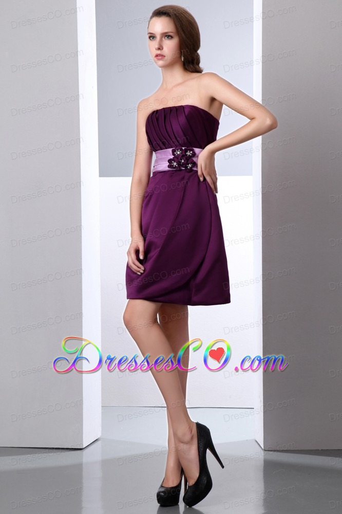 Dark Purple A-line Strapless Cocktail Dress Hand Made Flower And Ruched Mini-length Satin
