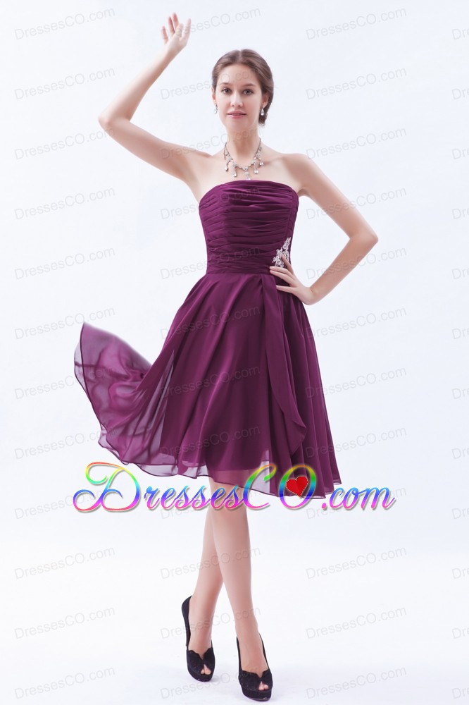 Dark Purple Prom Dress A-line / Princess Strapless Chiffon Appliques Knee-length