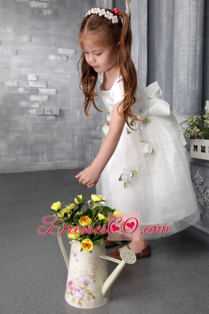 White A-line / Princess Off Shoulder Tea-length Tulle Hand Made Flowers Flower Girl Dress