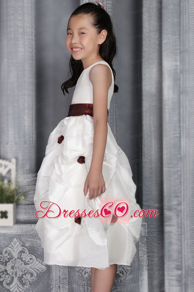 White A-line / Princess Scoop Tea-length Taffeta Belt And Appliques Flower Girl Dress