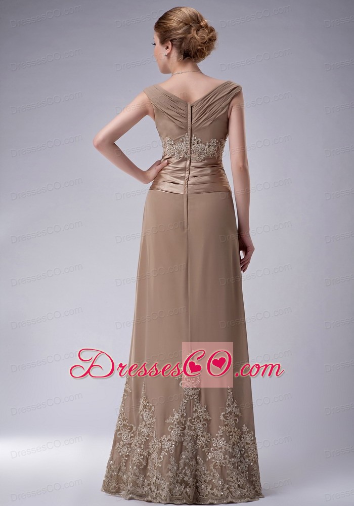 Champagne Column V-neck Long Chiffon Appliques Mother Of The Bride Dress