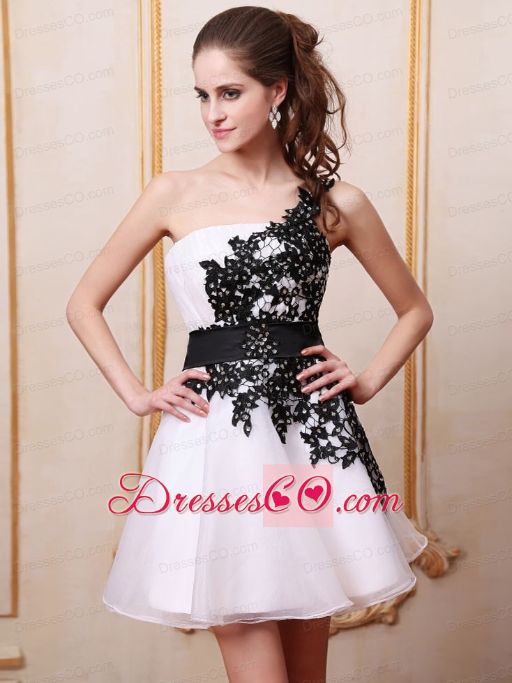Black Appliques Prom / Cocktail Dress With One Shoulder Mini-length For Party