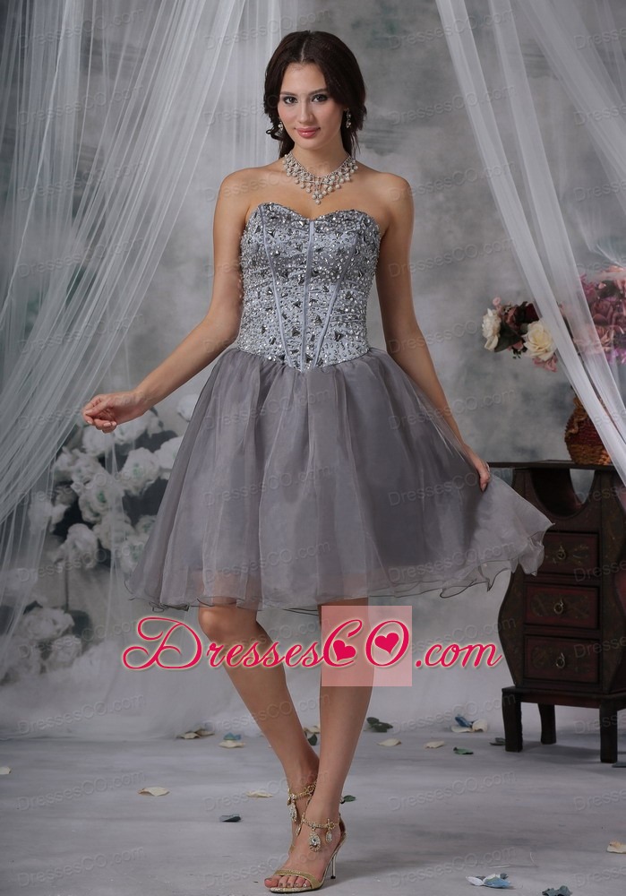 Lovely For Prom / Homecoming Dress Beaded Decorate Up Bodice Knee-length