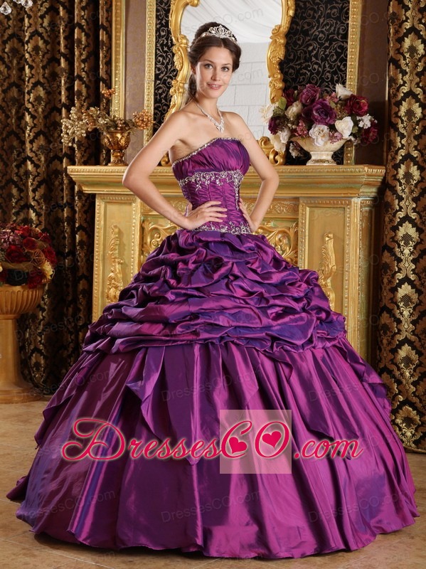 Purple Ball Gown Strapless Long Pick-ups Taffeta Quinceanera Dress