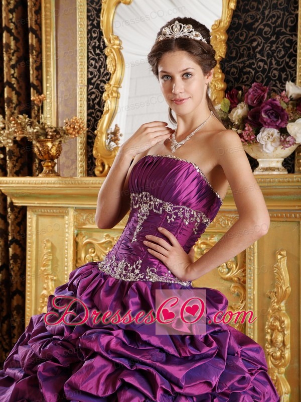 Purple Ball Gown Strapless Long Pick-ups Taffeta Quinceanera Dress