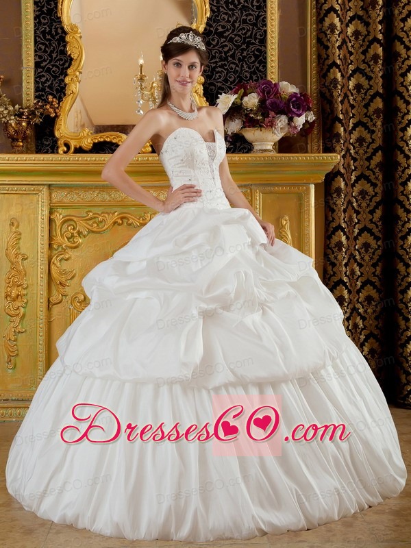 Elegant Ball Gown Strapless Long Taffeta Beading White Quinceanera Dress