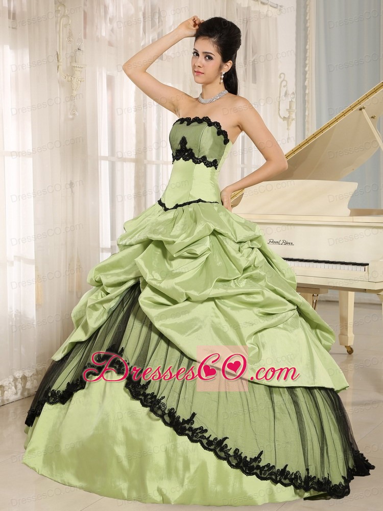 Yellow Green and Black Pick-ups Appliques Quinceanera Dress For Custom Made