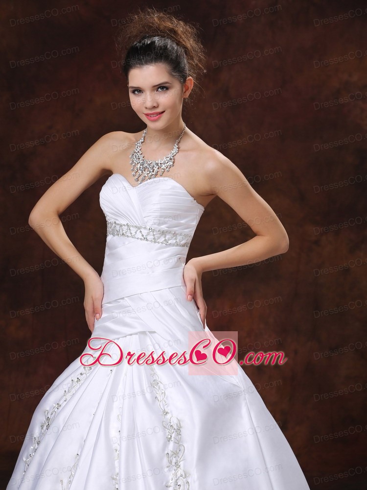 A-line Ruched and Embroidery For Wedding Dress With Sweetheart