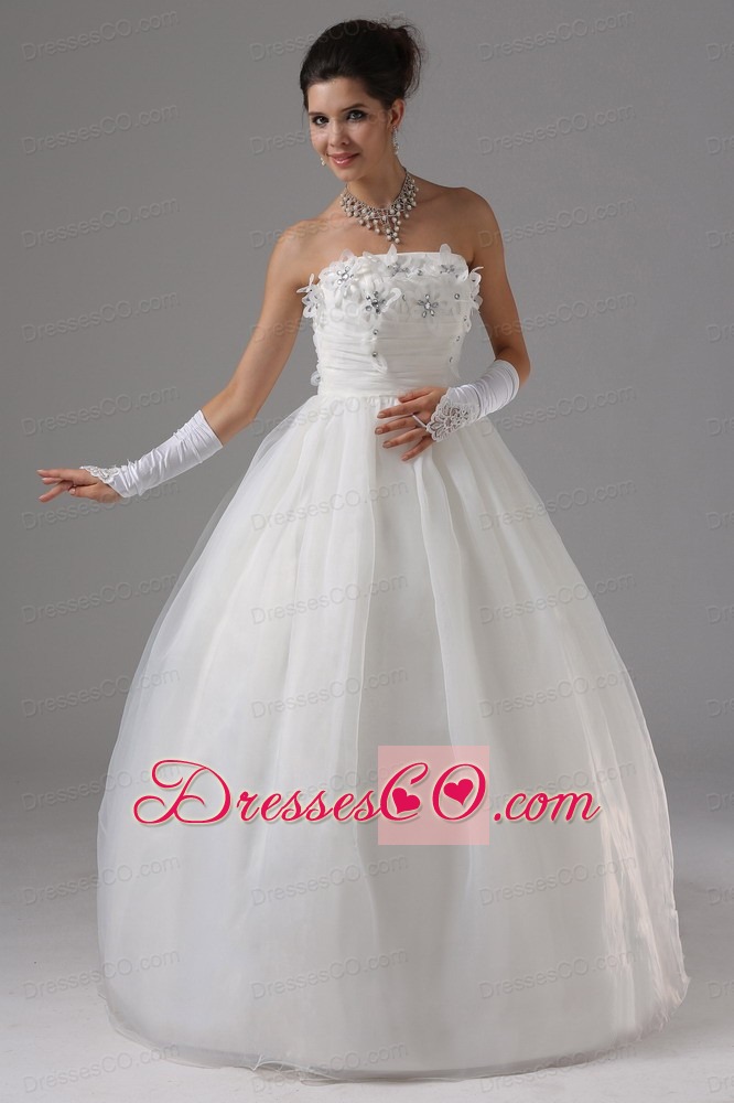 Ball Gown Wedding Dress With Appliques Decorate Bust Strapless Tulle