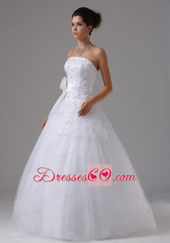 A-line Wedding Dress With Hand Made Flowers and Lace Bodice