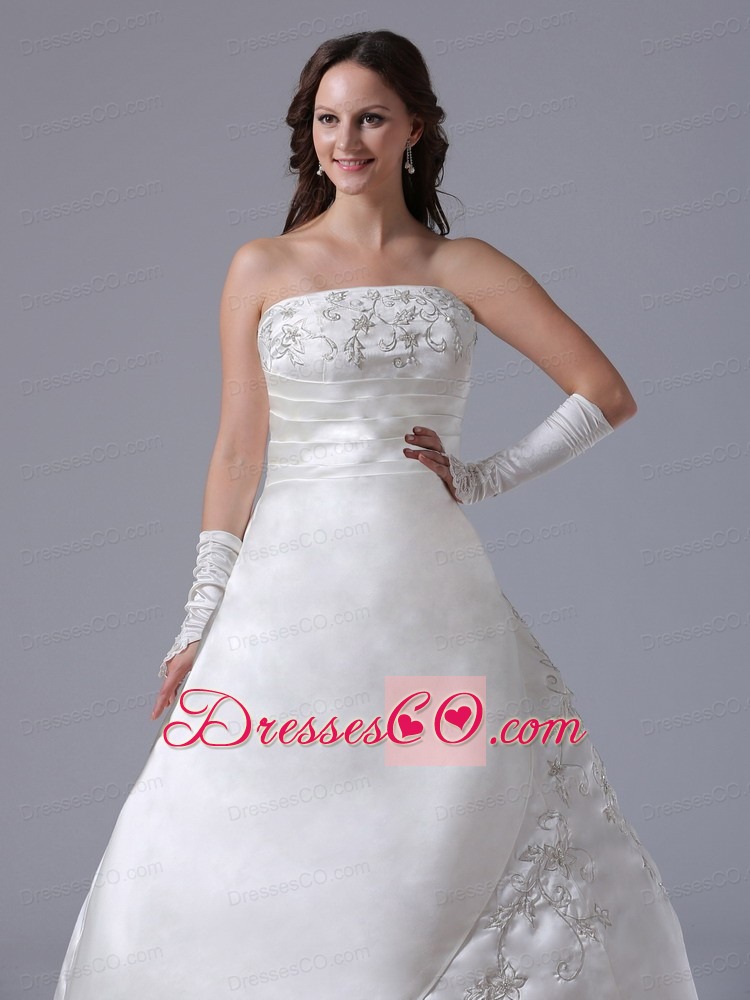 Custom Made A-line Embroidery Wedding Dress With Ruched Strapless