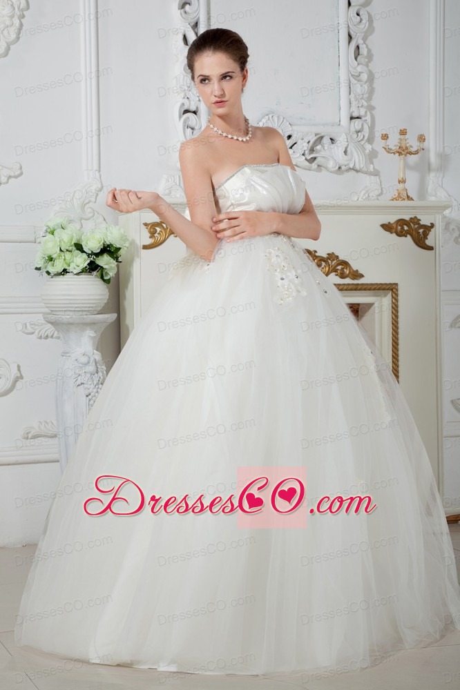 Gorgeous Ball Gown Strapless Long Tulle Beading Wedding Dress