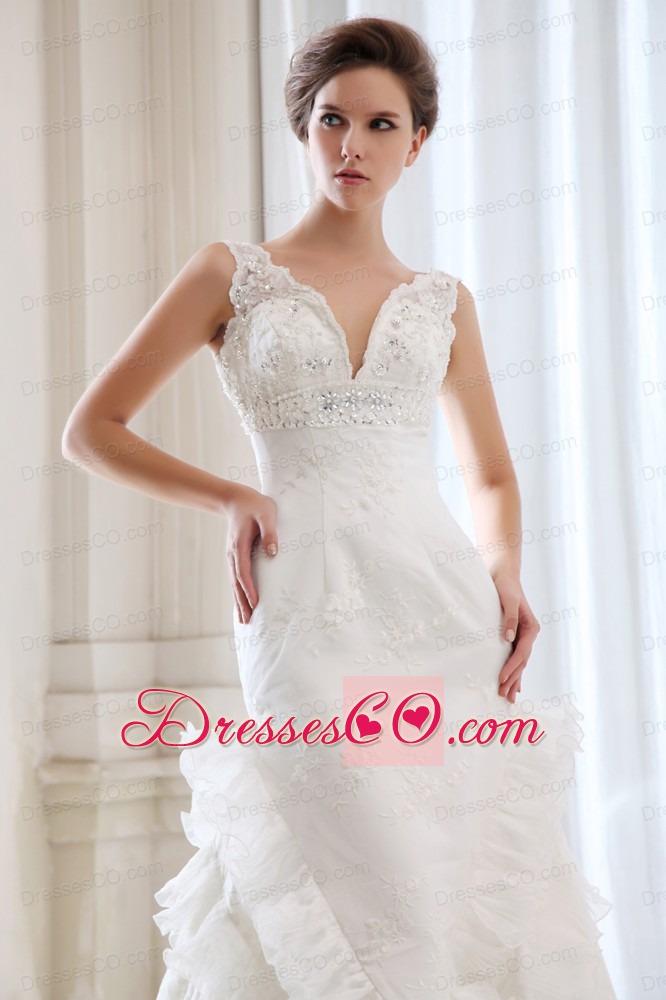 Luxurious Mermaid V-neck Court Train Organza Beading and Appliques Wedding Dress