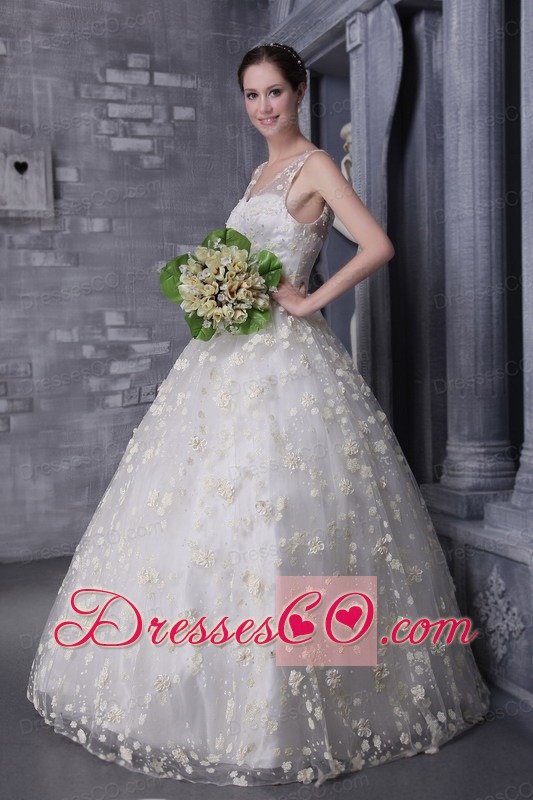 White A-line / Princess V-neck Long Tulle And Taffeta Beading And Hand Flowers Wedding Dress