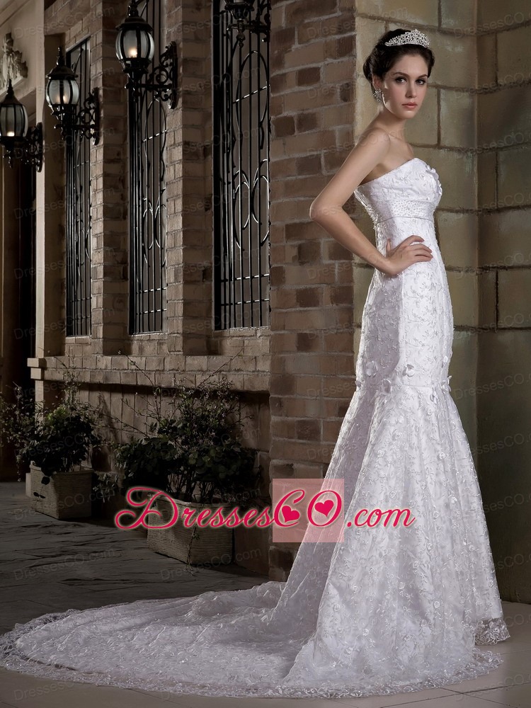 Fashionable Mermaid Strapless Chapel Train Taffeta and Lace Beading Wedding Dress