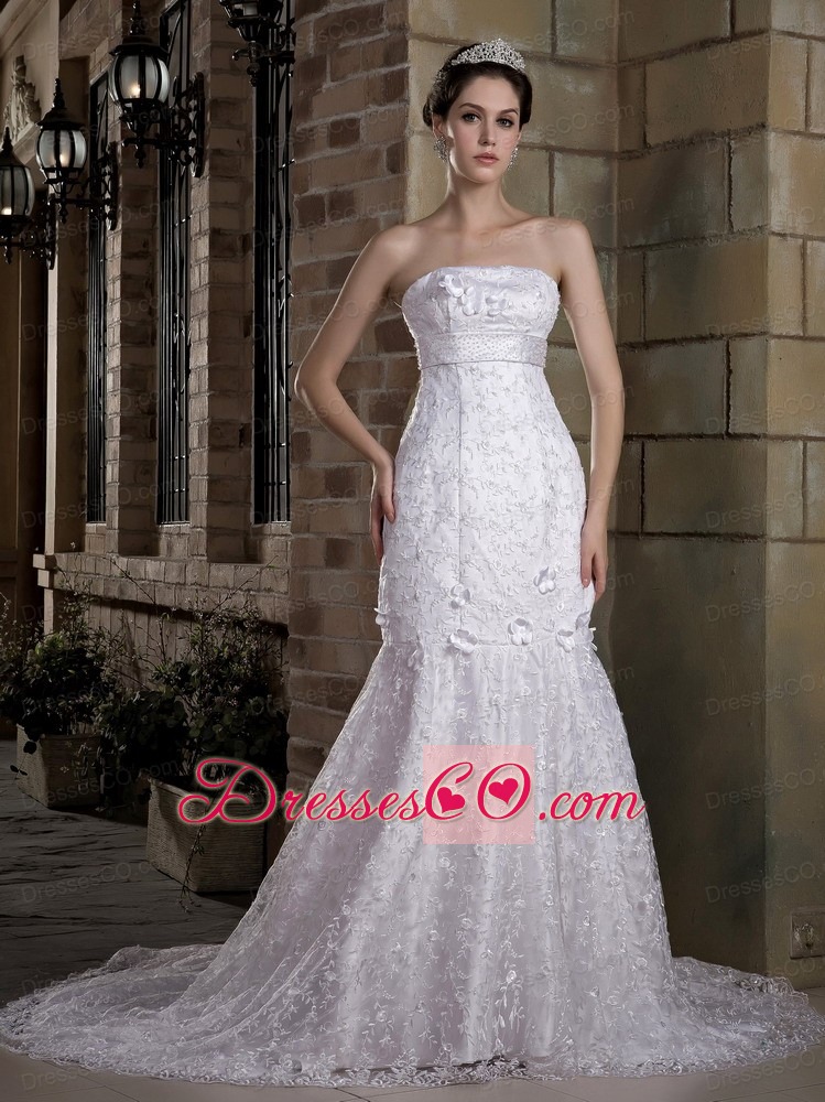 Fashionable Mermaid Strapless Chapel Train Taffeta and Lace Beading Wedding Dress